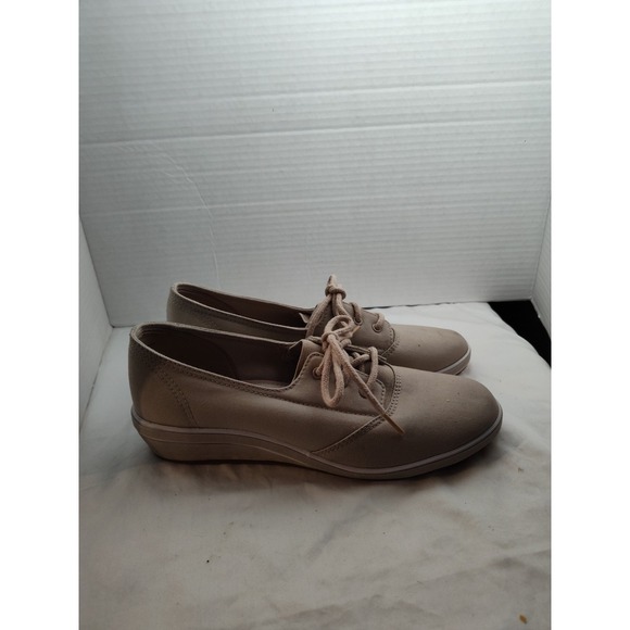 Grasshopper By Keds Sneakers Walking Shoes Womens Size 8.5 M Beige Canvas LaceUp - Picture 4 of 12